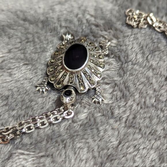 Vintage Sterling Silver, Onyx and Marcasite Turtle Pendant/Necklace - Picture 16 of 16